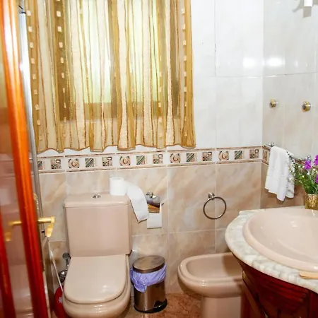 Fantastic 5 Mins Away From The By Easybnb * Torremolinos